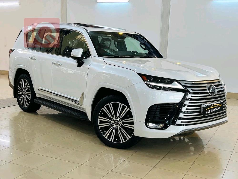 Lexus LX